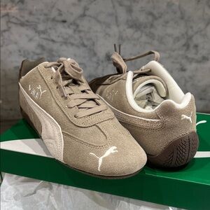 Puma OG Speedcats rare Ice Coffee and alpine snow.  NWT 8.5 women’s